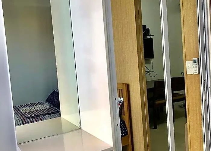 Grass Residences Tower 5 Отель Манила